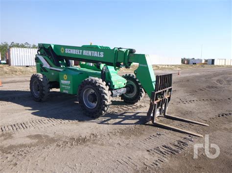 jlg telehandler pallet size